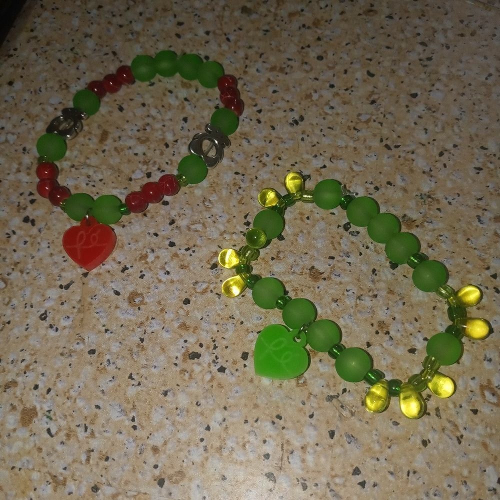 Charm bracelet bundle - Picture 2 of 10